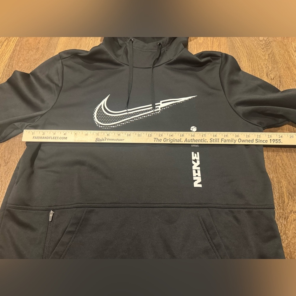 Nike Therma-Fit Graphic Logo Training Hoodie Sweatshirt Men’s Size Large Black - Picture 3 of 8